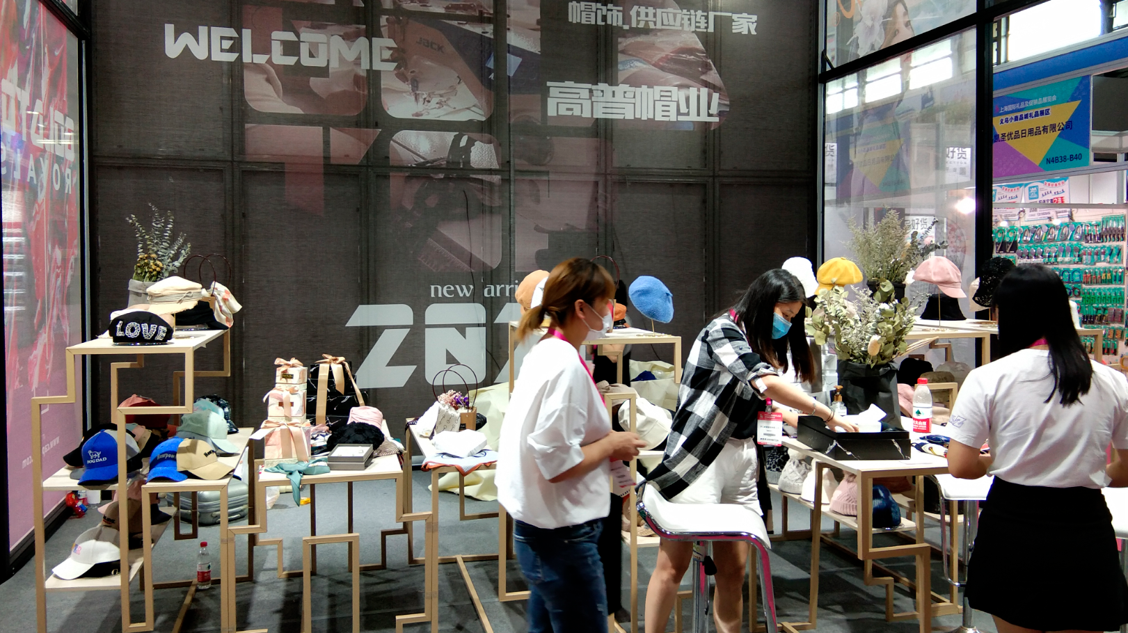 為外貿(mào)客戶定做帽子